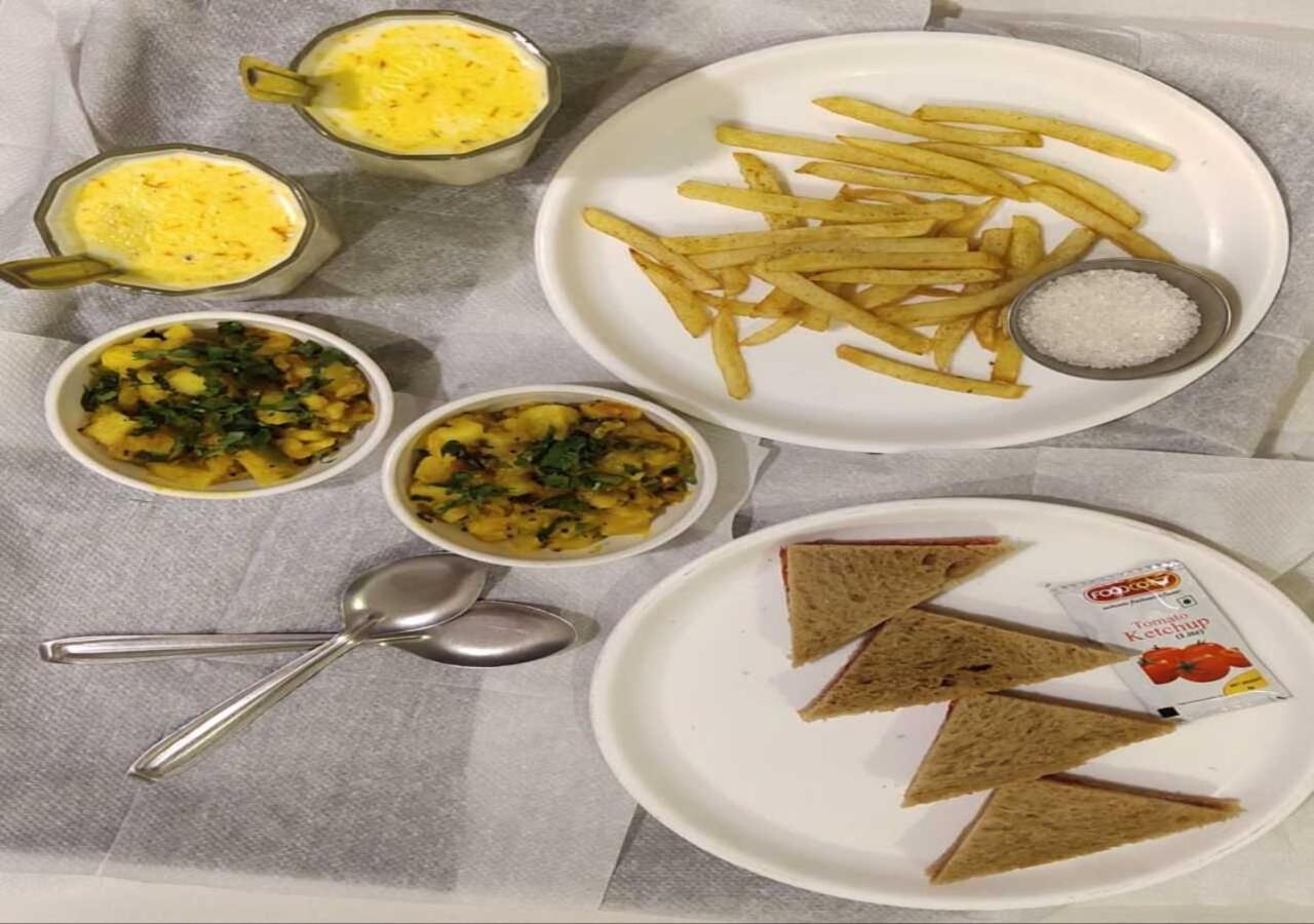 Hotel Swagatam Inn Rajkot Luaran gambar